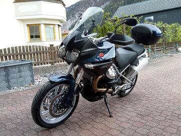 Moto Guzzi Stelvio 8V ABS, Guzzisti Montfort