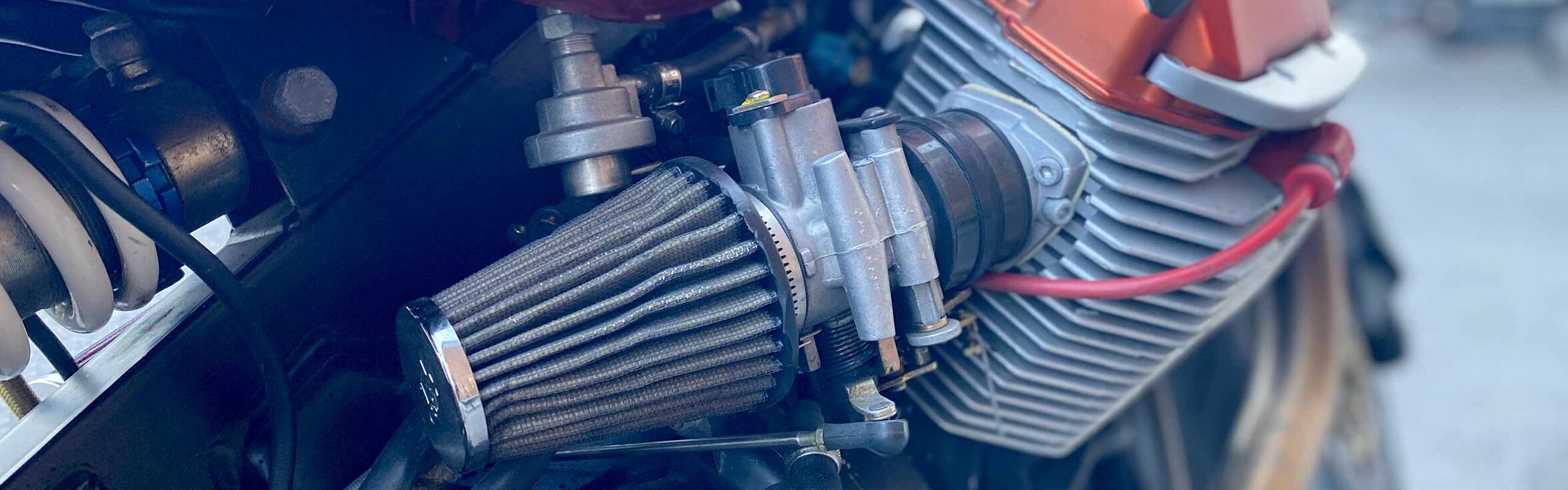 Moto Guzzi V11 Rosso Mandello, Guzzisti Montfort