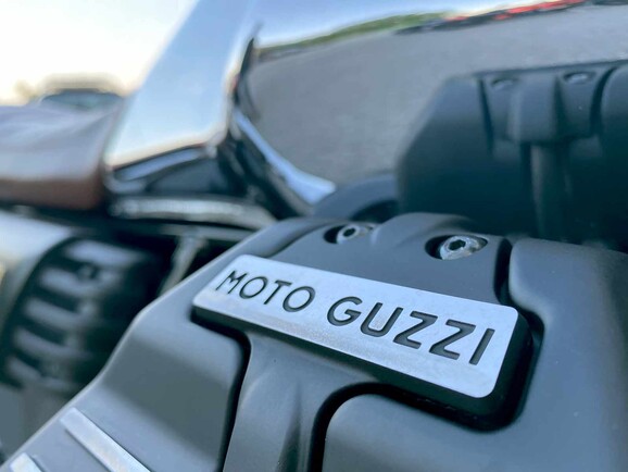 Moto Guzzi V7 Anniversario, Guzzisti Montfort (2)