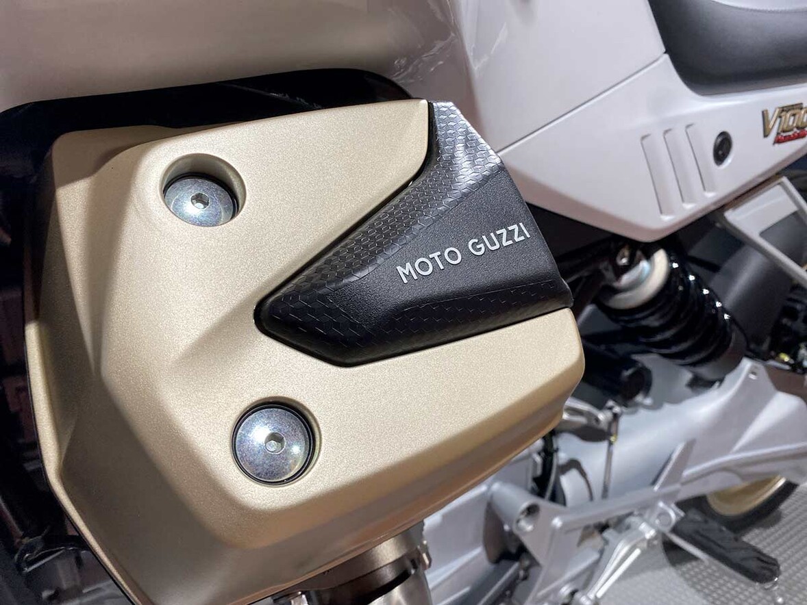 Neu: Moto Guzzi V100 (27)
