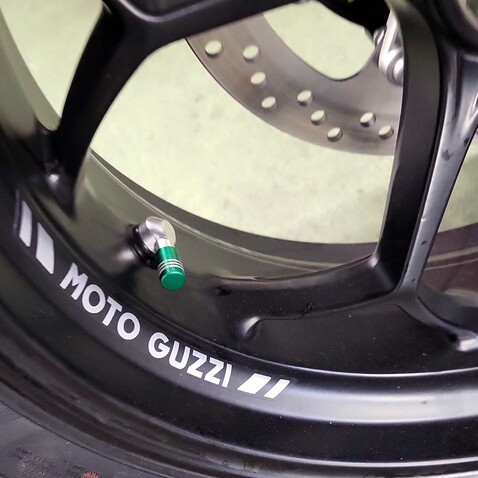 Moto Guzzi V100 Mandello S (4)