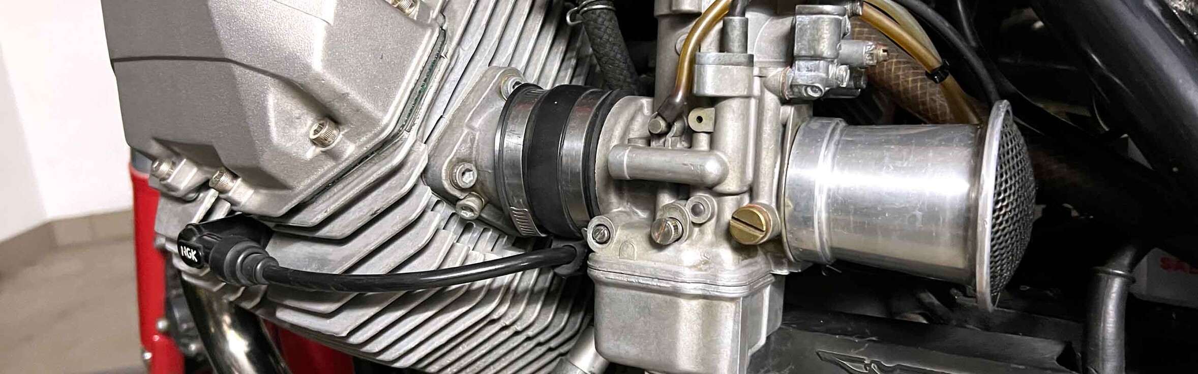 Moto Guzzi Le Mans 3, Guzzisti Montfort