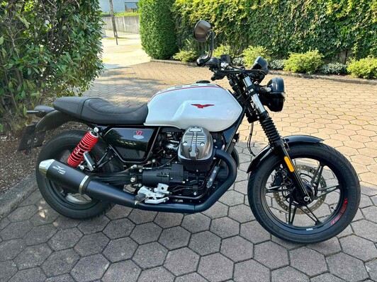 guzzi-v7-stone-ketterer-01