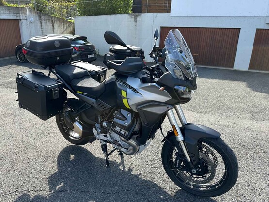 Moto Guzzi Stelvio