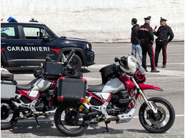 moto-guzzi-tag-01-01
