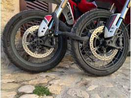 moto-guzzi-header-004