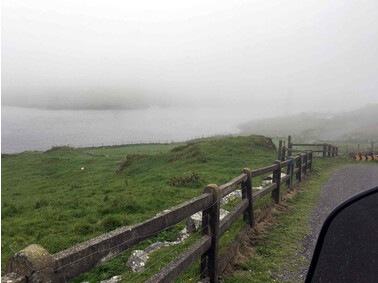 Mehrmals täglich öffnet der Himmel seine Schleusen