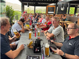 guzzisti-stammtisch-august-04
